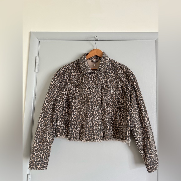 Free People Cheetah oversized denim jacket. - Picture 13 of 16